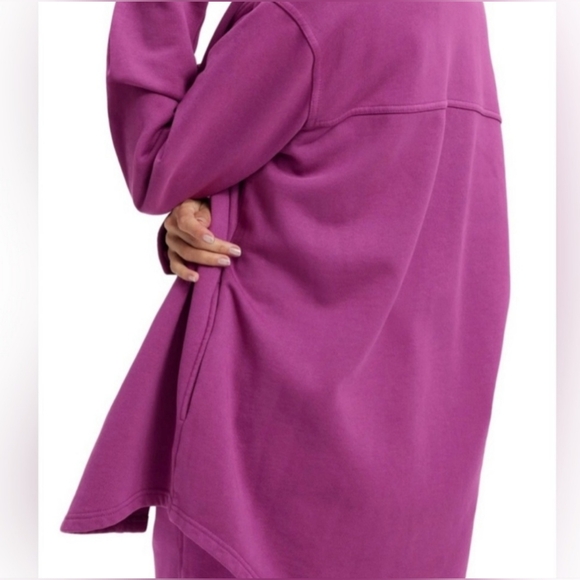 NWT GOOD AMERICAN SHACKET. SZ 1/2 - Picture 2 of 5